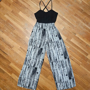 Pinky Jumpsuit Womens Small Black White Flowy Wide Leg Babydoll Abstract Artsy